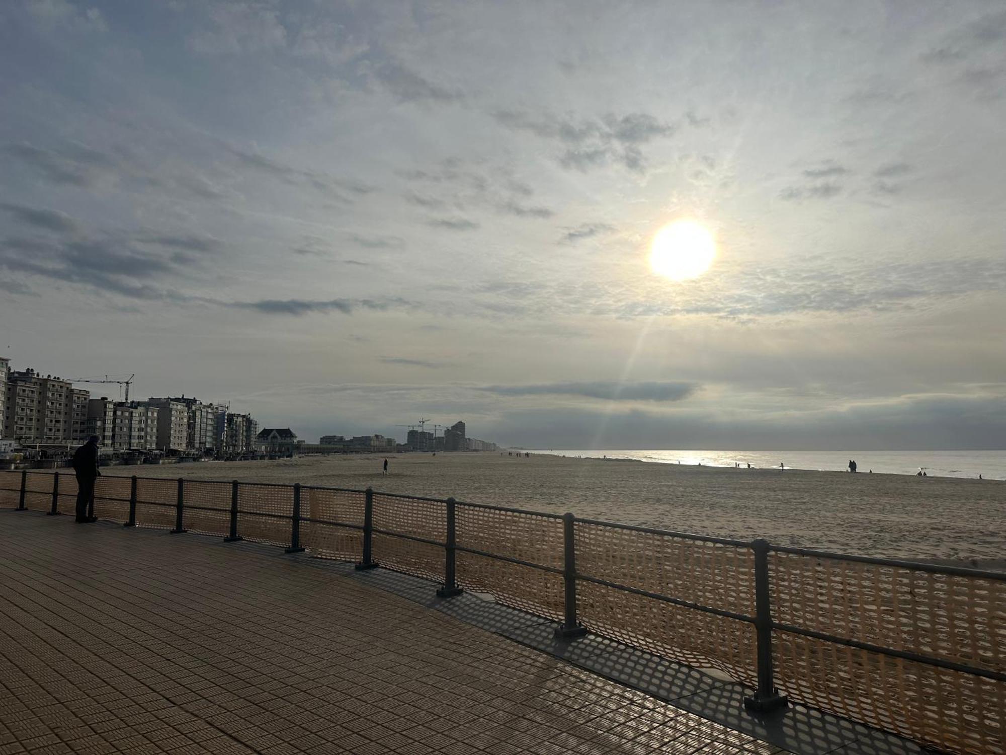 Studio F - 2 Personen - Op 250M Van De Zee Oostende Bagian luar foto