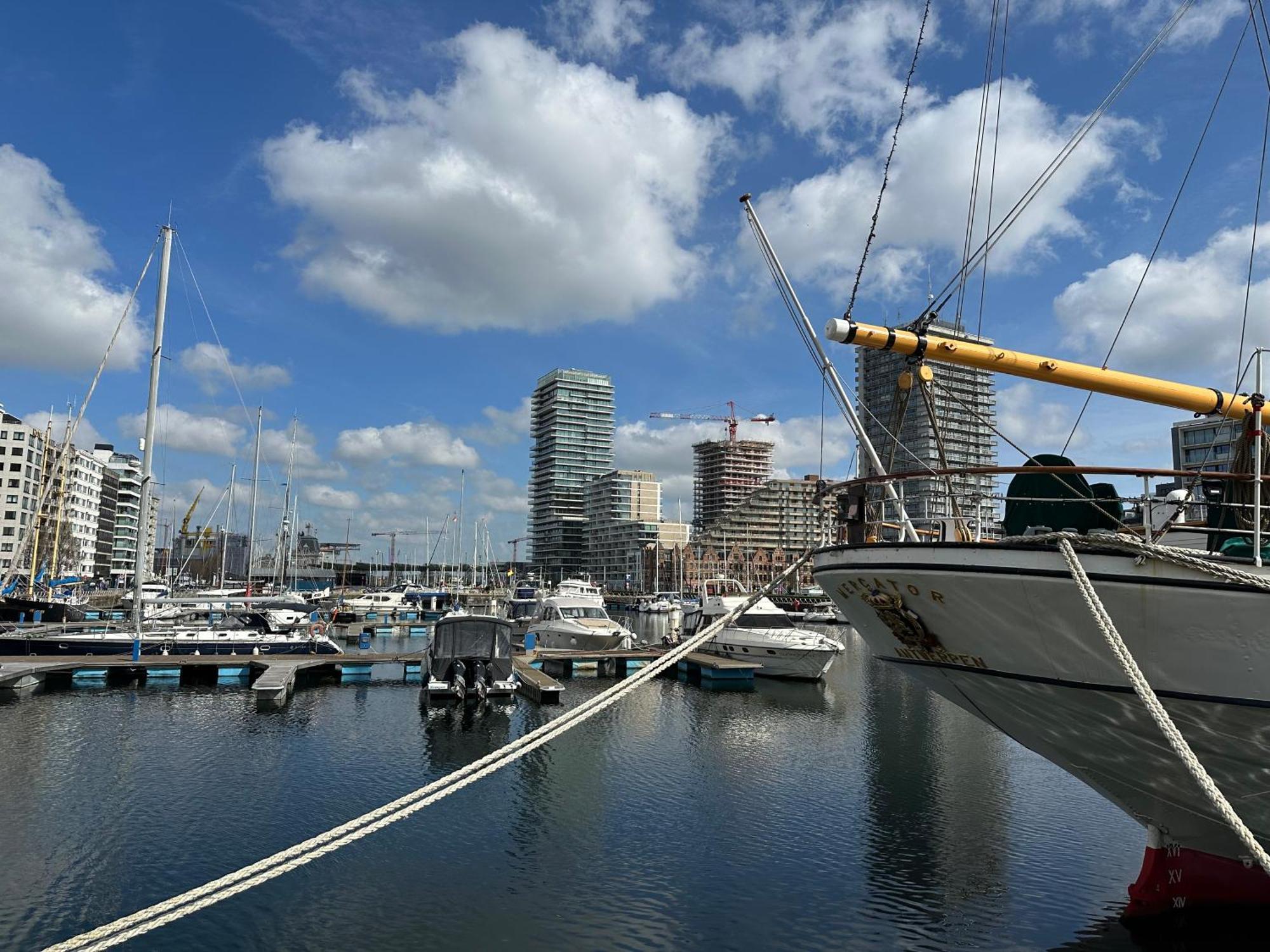 Studio F - 2 Personen - Op 250M Van De Zee Oostende Bagian luar foto